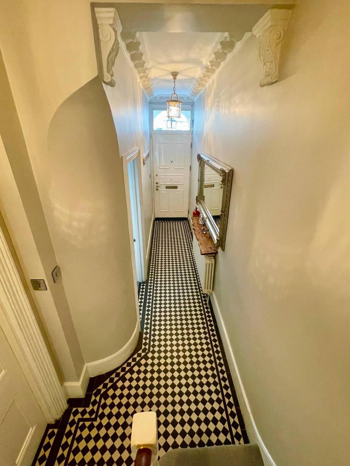 Luxury King-Bed Ensuite With Quiet Private Patio London Ngoại thất bức ảnh